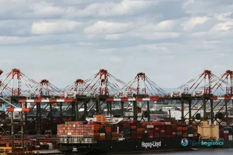 Port Authority Chief Steps Down in 2026