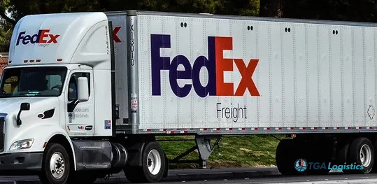 FedEx Freight Balances Market Headwinds with Strategic Spin-off Progress