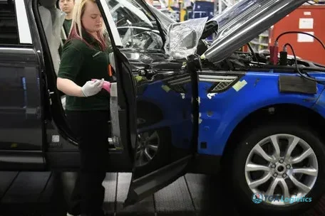 Manufacturing Embraces Digital, Heightens Cyber Threat Landscape