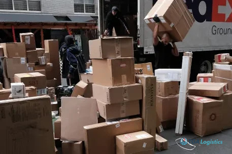 Shipping Giants Revamp Fee Calculations for Large Packages