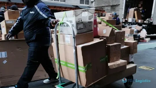 Ground Delivery Costs Soar, Shippers Re-evaluate Surcharge Spending