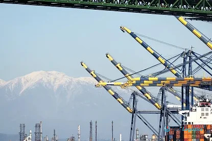 Los Angeles Port Navigates Geopolitical Currents with Strong April Cargo