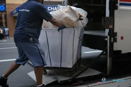 USPS Revamps Lightweight Package Pricing