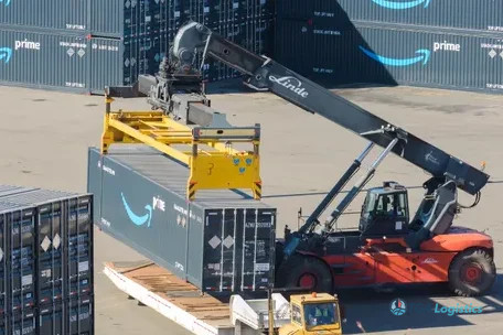 Amazon Launches New Cross-Country Rail Service